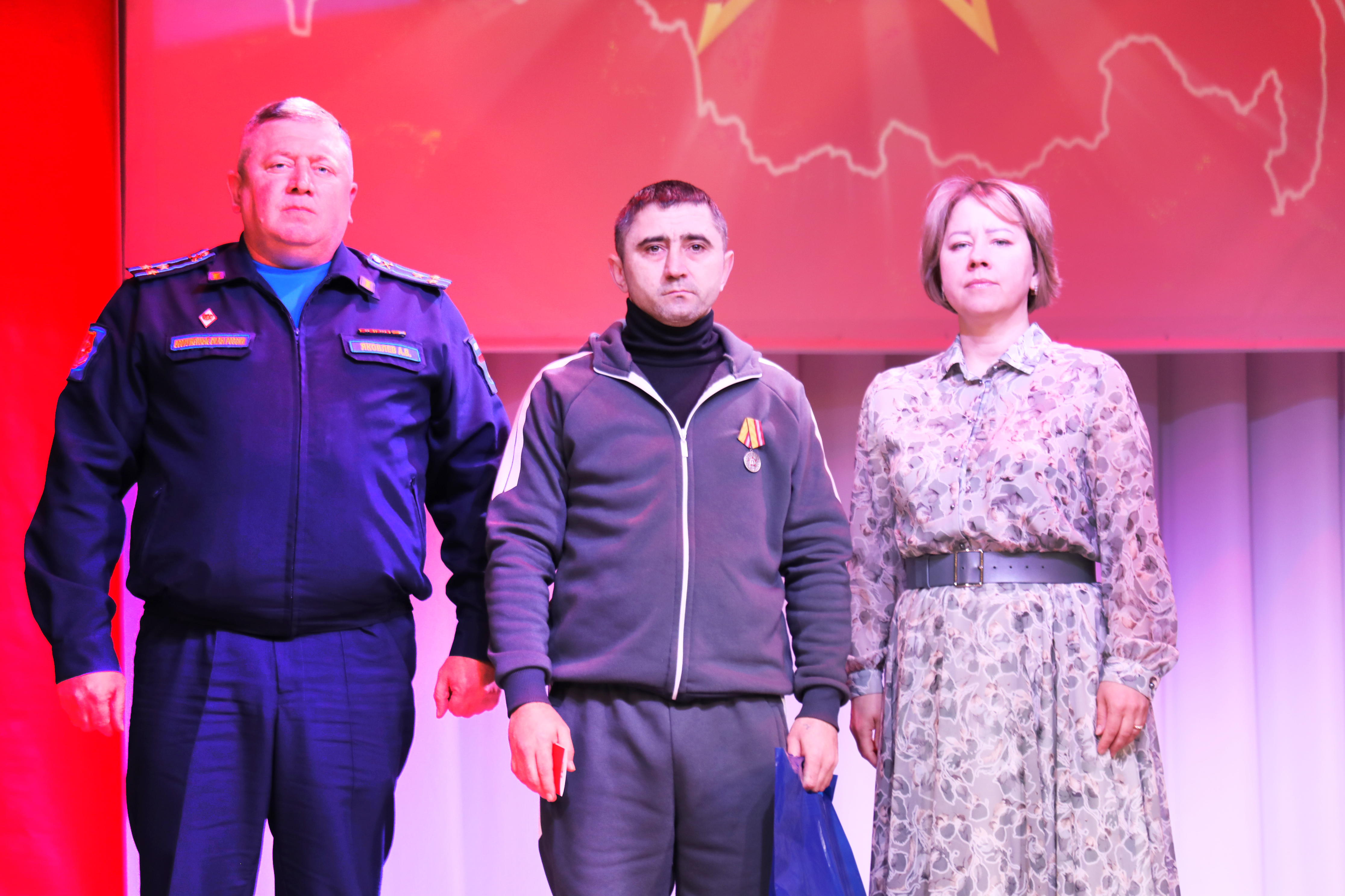 Славим защитников Отечества!