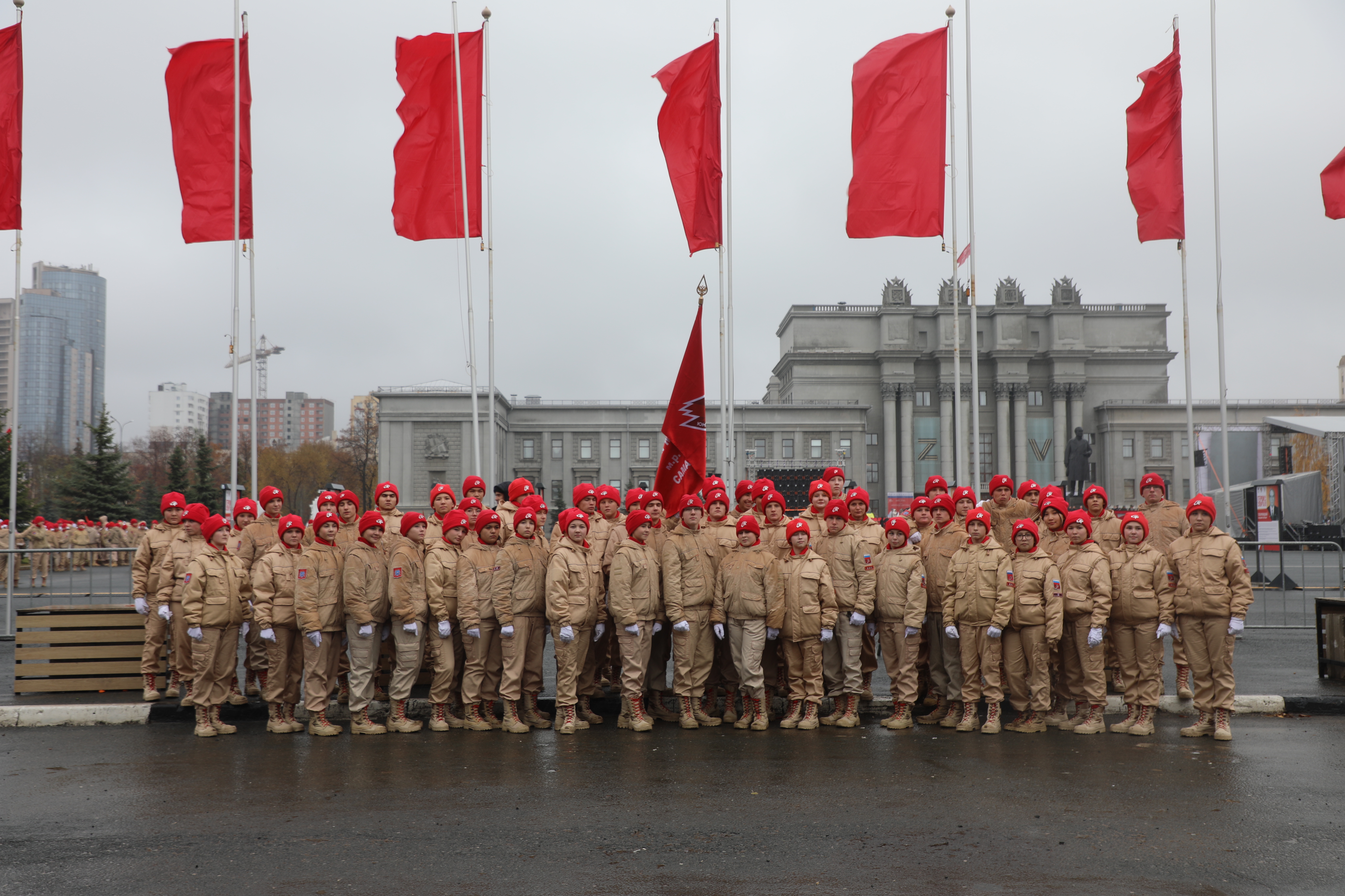 Наследники победителей