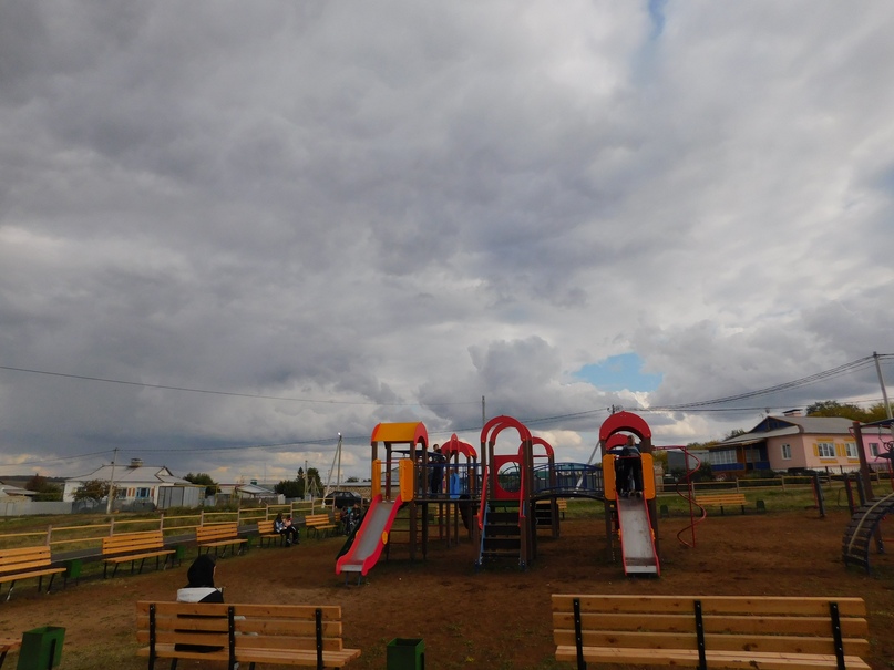 Детский игровой комплекс на территории у Дома культуры «Колос»