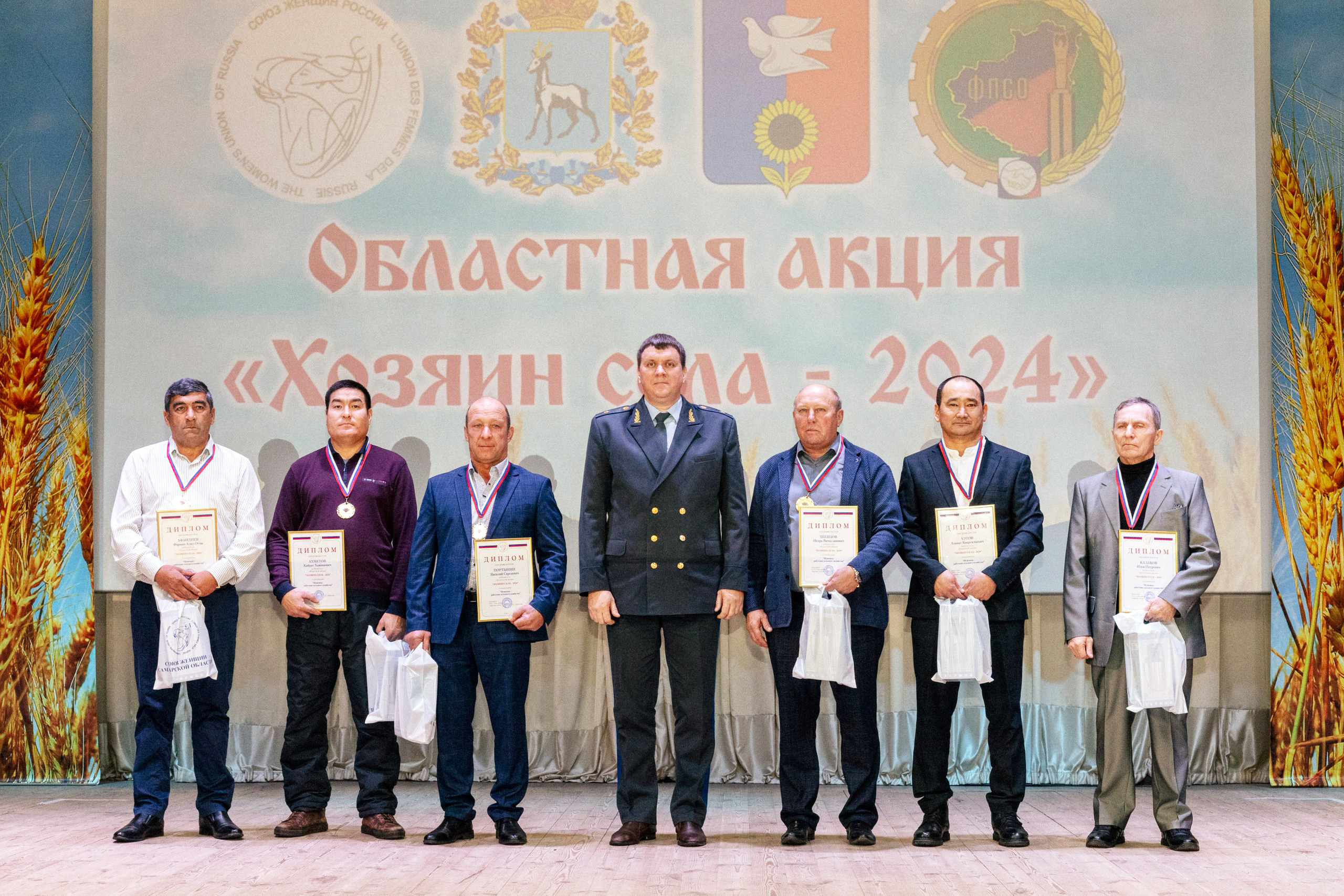 001-06.11 (235).jpg
