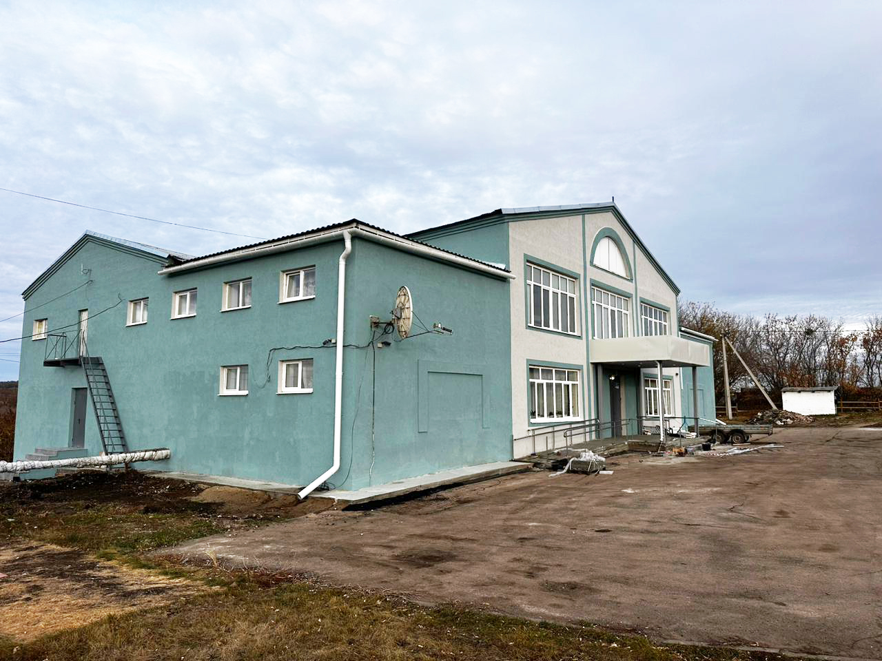 01 - СДК Колос в с. Хилково - ремонт фасада.jpeg