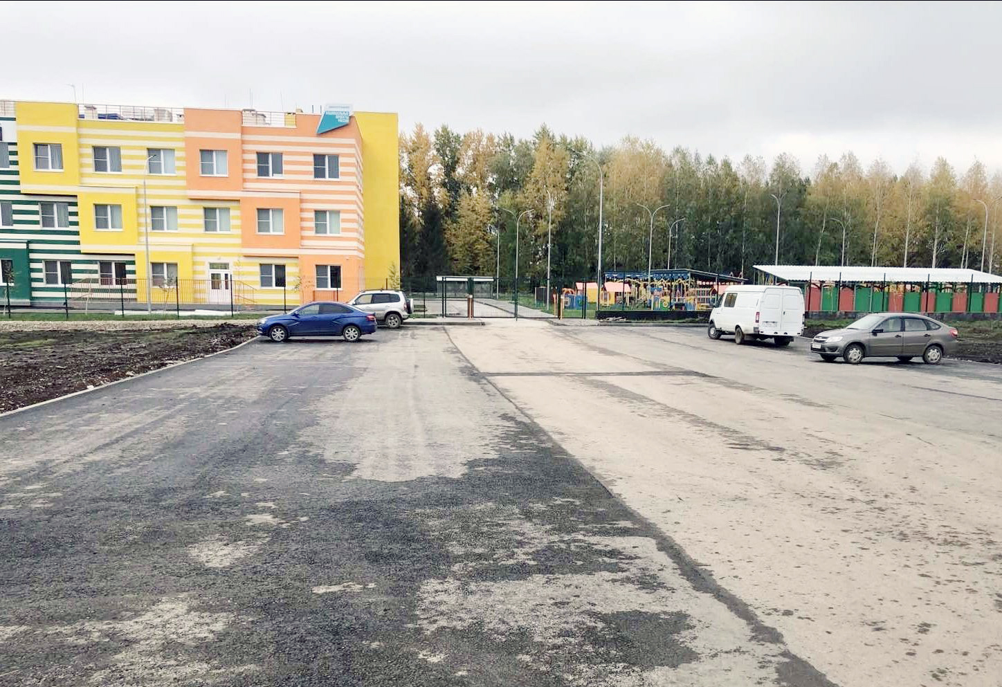 02-Парковка около детского сада ЯРкий.jpg