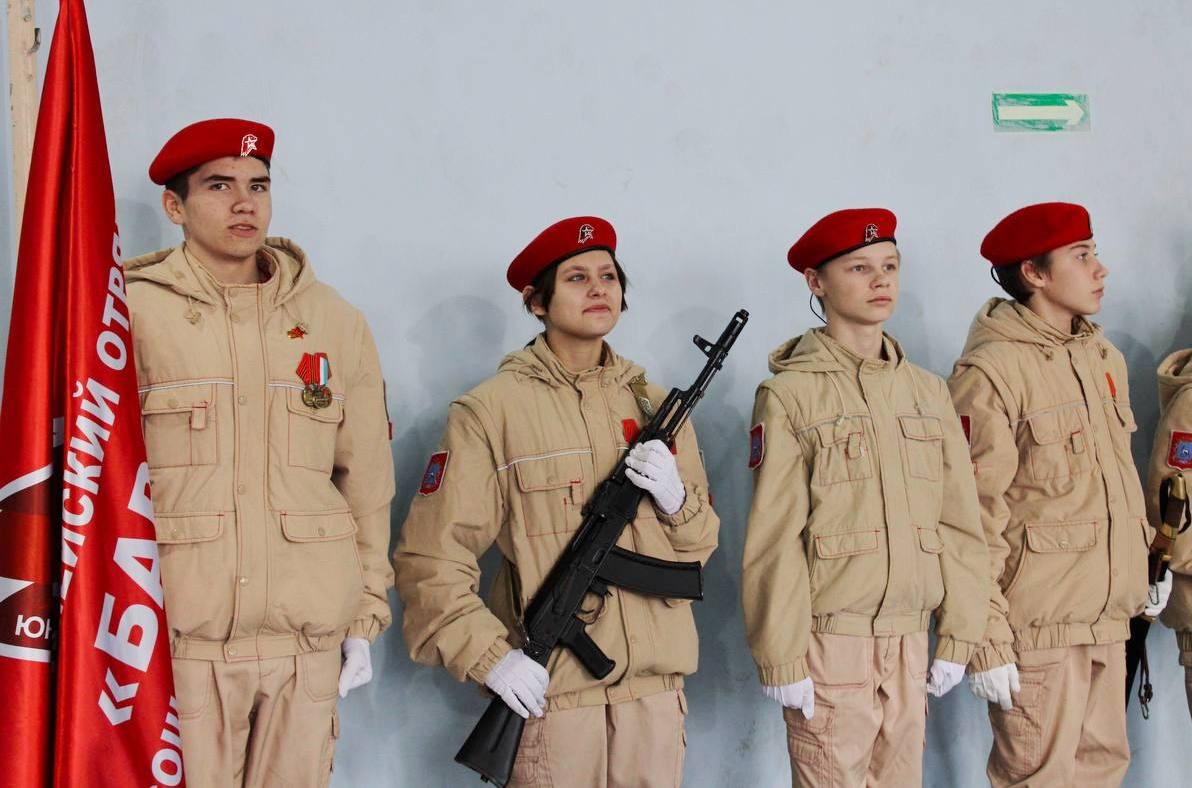 EyI5LmG-uWE.jpg