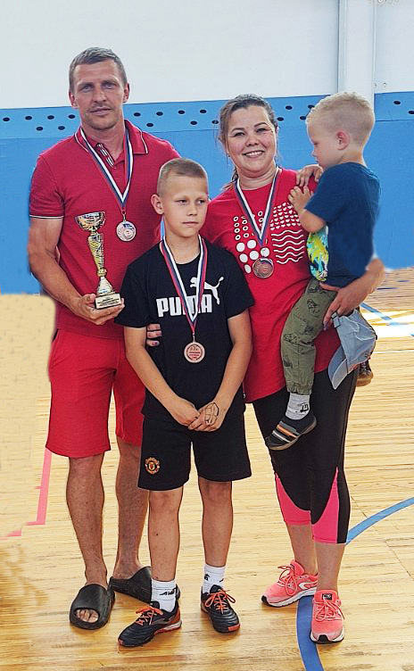 IMG-816c8f62401a9f9c2126918427db36c8-V.jpg